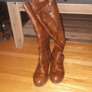 Womans Fall Boots